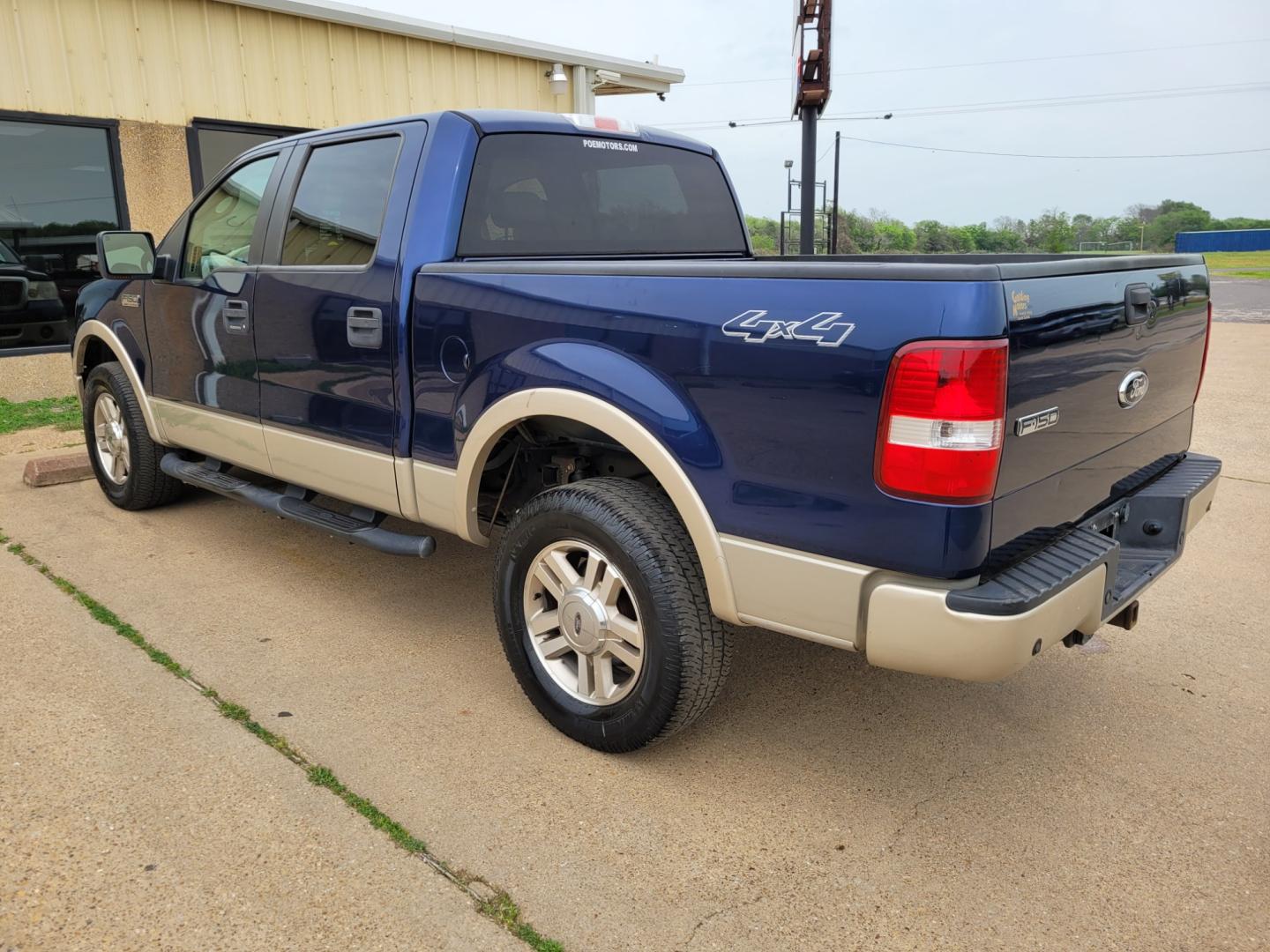 2008 BLUE FORD F-150 XLT SuperCrew Short Box 4WD (1FTPW14V48F) with an 5.4L V8 SOHC 24V FFV engine, 4-SPEED AUTOMATIC transmission, located at 533 S Seven Points BLVD, Seven Points, TX, 75143, (430) 255-4030, 32.313999, -96.209351 - Photo#3